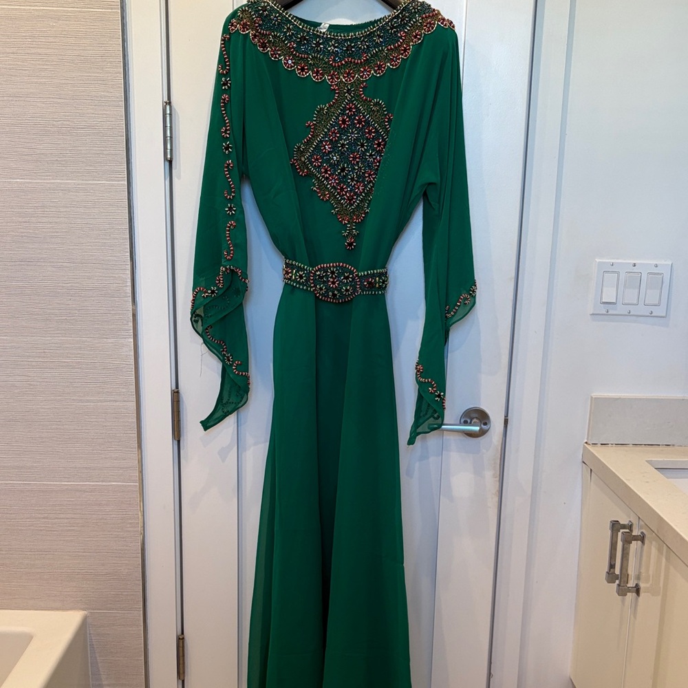 Elegant Green Embellished kaftan